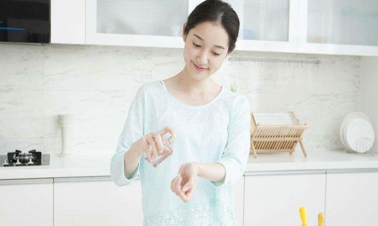 想要变美用什么化妆品,女生变美必备好物香水