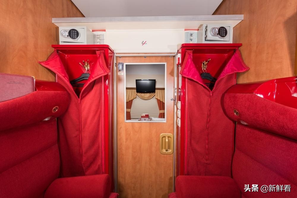 俄罗斯圣彼得堡火车卧铺,莫斯科到圣彼得堡的卧铺车厢怎样