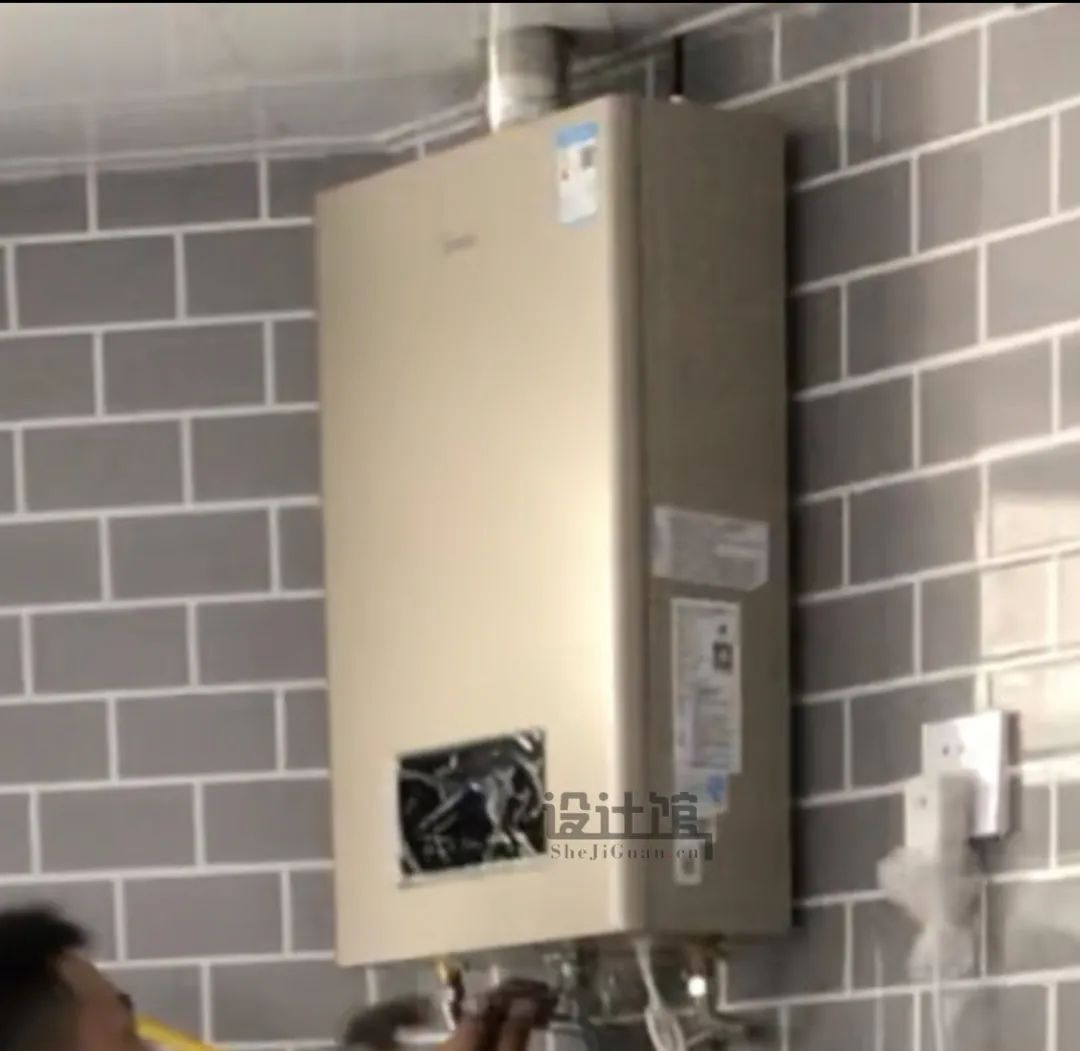 装修是先安装油烟机还是先装吊柜,先装铝扣板吊顶还是先装油烟机