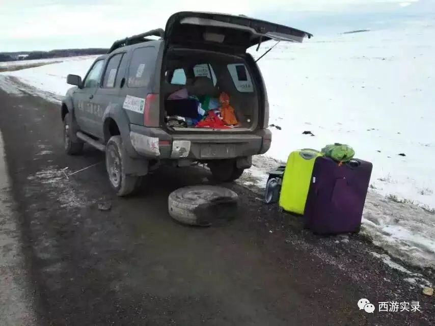 第一次坐警车去上班,第一次坐交警警车视频