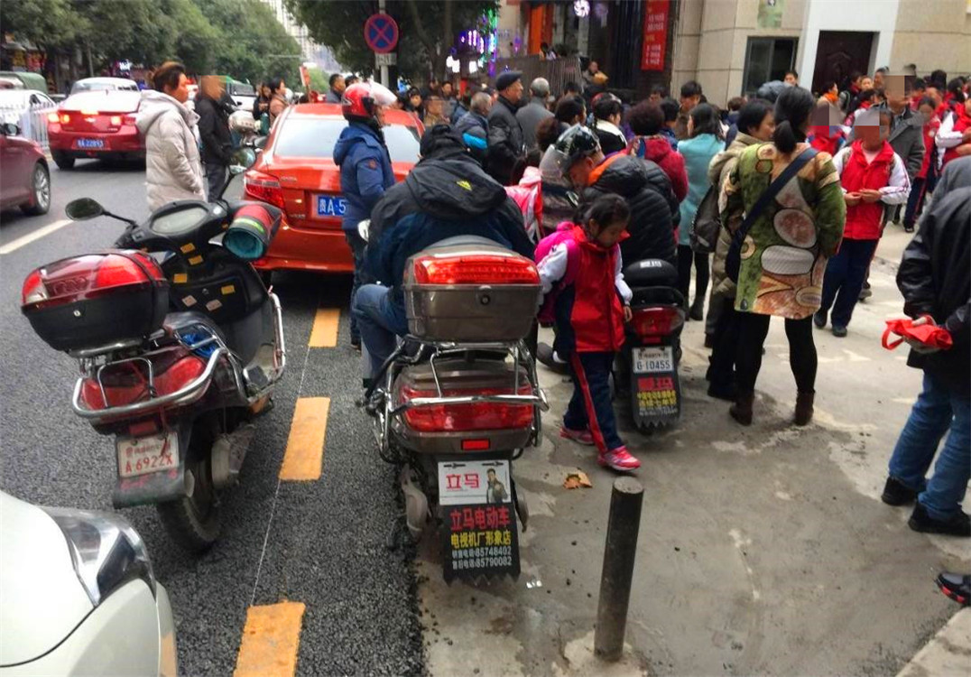 日本禁摩限电吗,禁摩可以接孩子上学吗