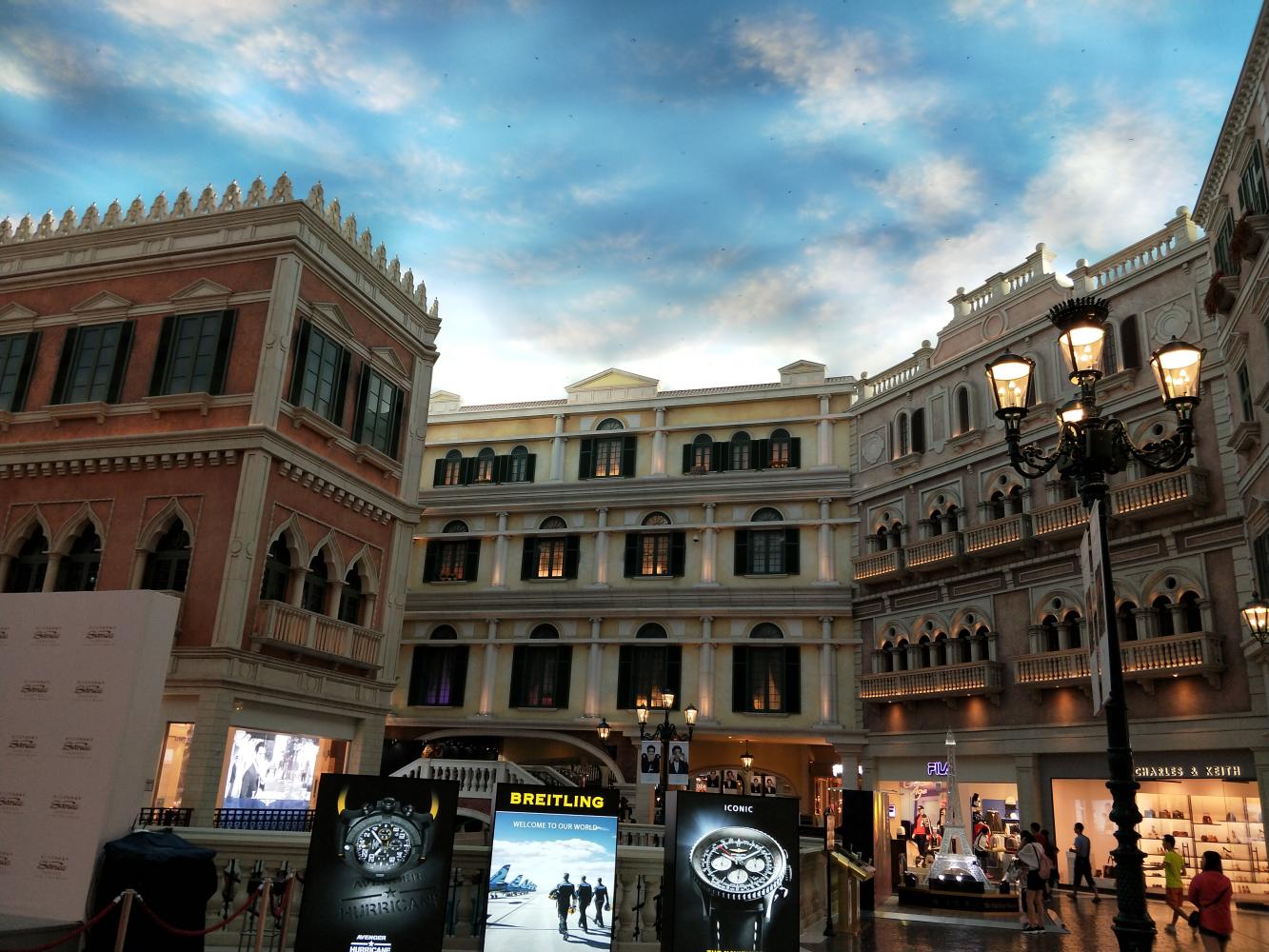 澳门威尼斯人,奢华与高贵,购物娱乐*彩博**必去的度假圣地