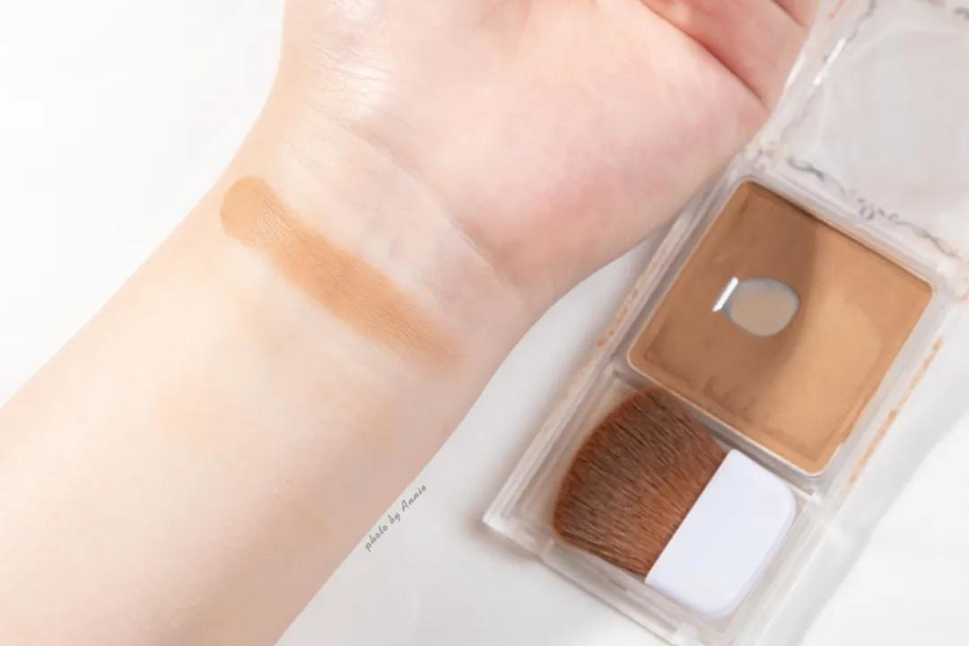 用到铁皮都不舍得丢的粉饼,好用便宜的粉饼和睫毛打底