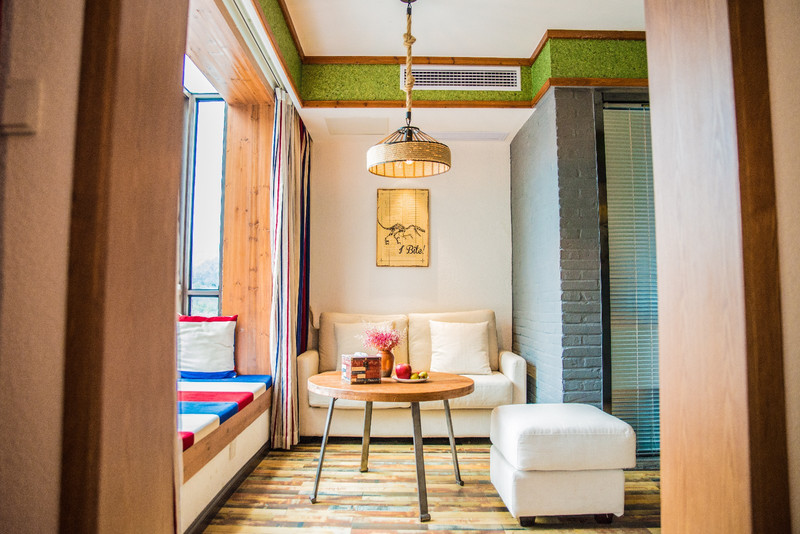 住进三口之家,住进这家避暑酒店赏绝美自然风光