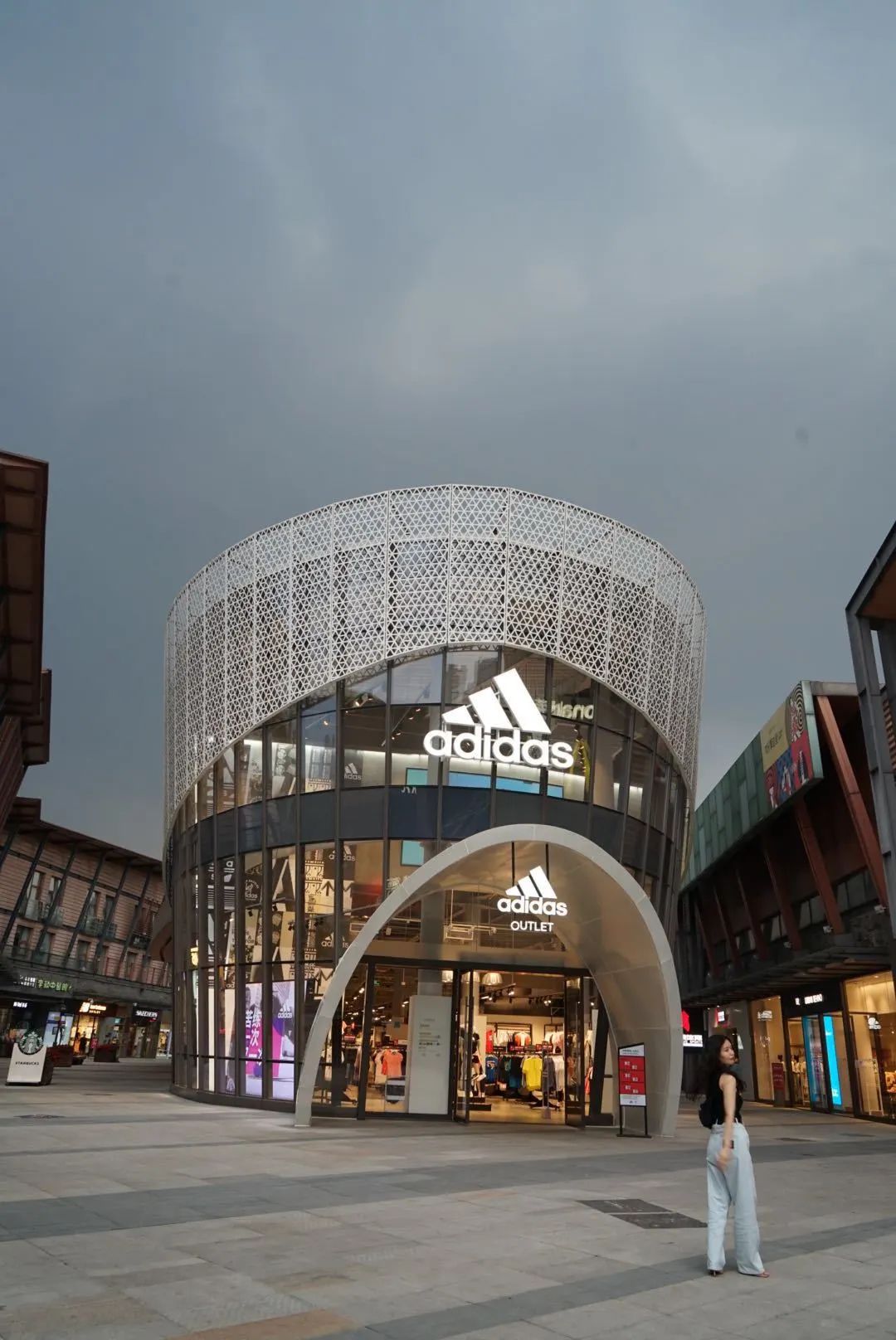 成都周边适合夜游的古镇,成都周边夜游网红地点推荐