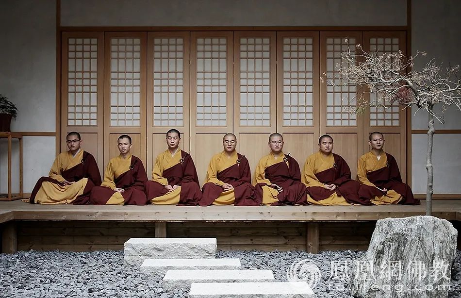 僧服有什么讲究,僧人僧衣不同颜色代表的意义