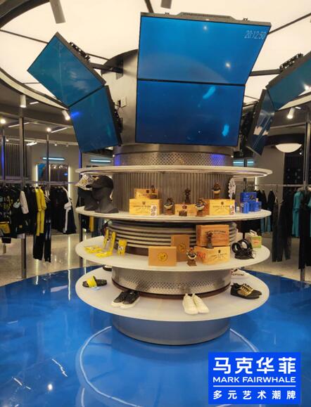 马克华菲服装旗舰店直播,马克华菲运动鞋服官方旗舰店