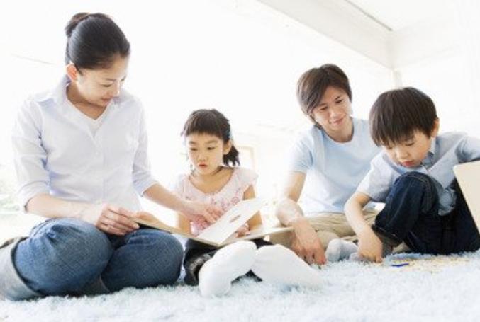 “关注我,给你看我妈洗澡”,学生为出名*拍偷**妈妈:性无知真可怕