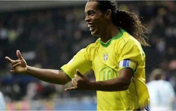 罗纳尔迪尼奥因为什么入狱,罗纳尔迪尼奥为什么有这么多欠债