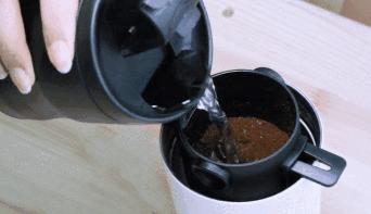 小米电商“截胡”星巴克VIP，仅258不输意式顶配磨豆机，UCC：服