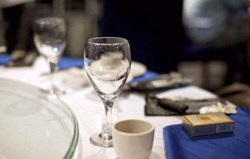 求人办事高情商,求人不熟的人办事说话技巧