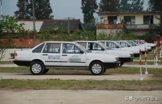 为什么学车都是桑塔纳,为啥驾校都是桑塔纳