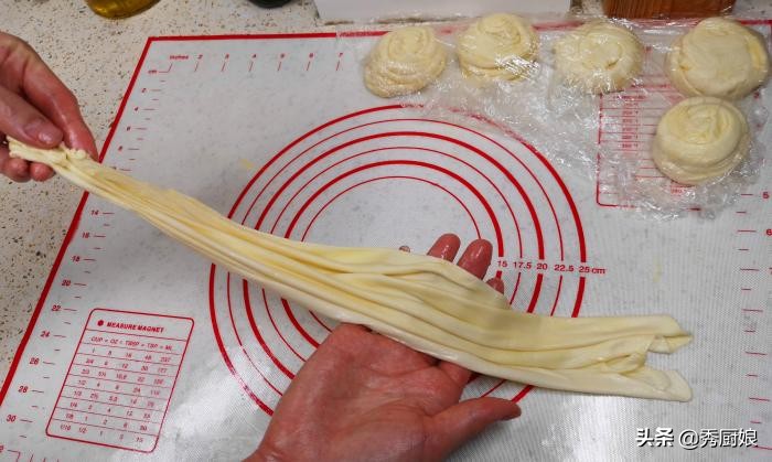 烙饼怎么和面才能烫面,烙饼用什么油和面好吃