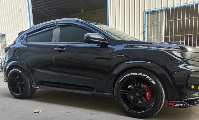 男子花20万改装17万本田思域,本田xr-v2023款改装黑武士