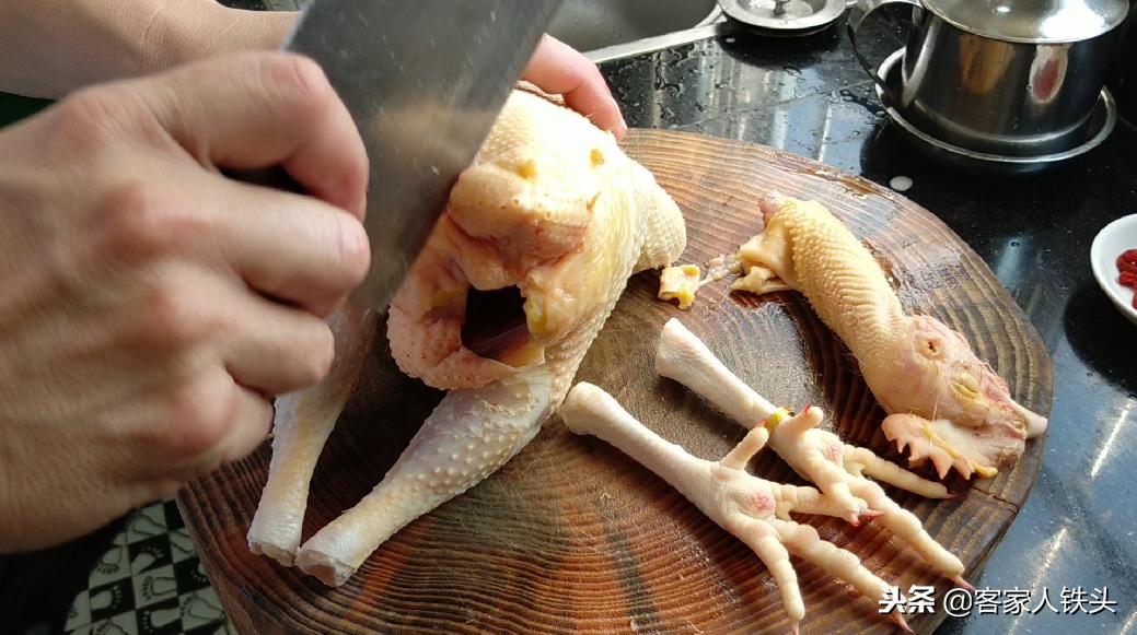 正宗猪肚鸡煲做法视频,客家猪肚鸡汤怎么做有营养