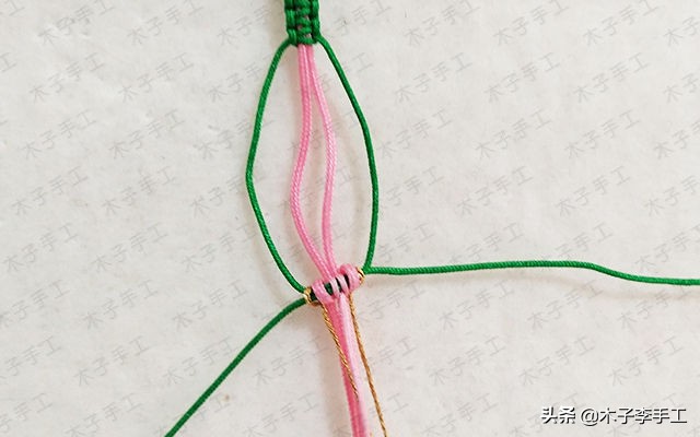 桃花手链编法最简单不用毛线编,手工编织手链桃花编法