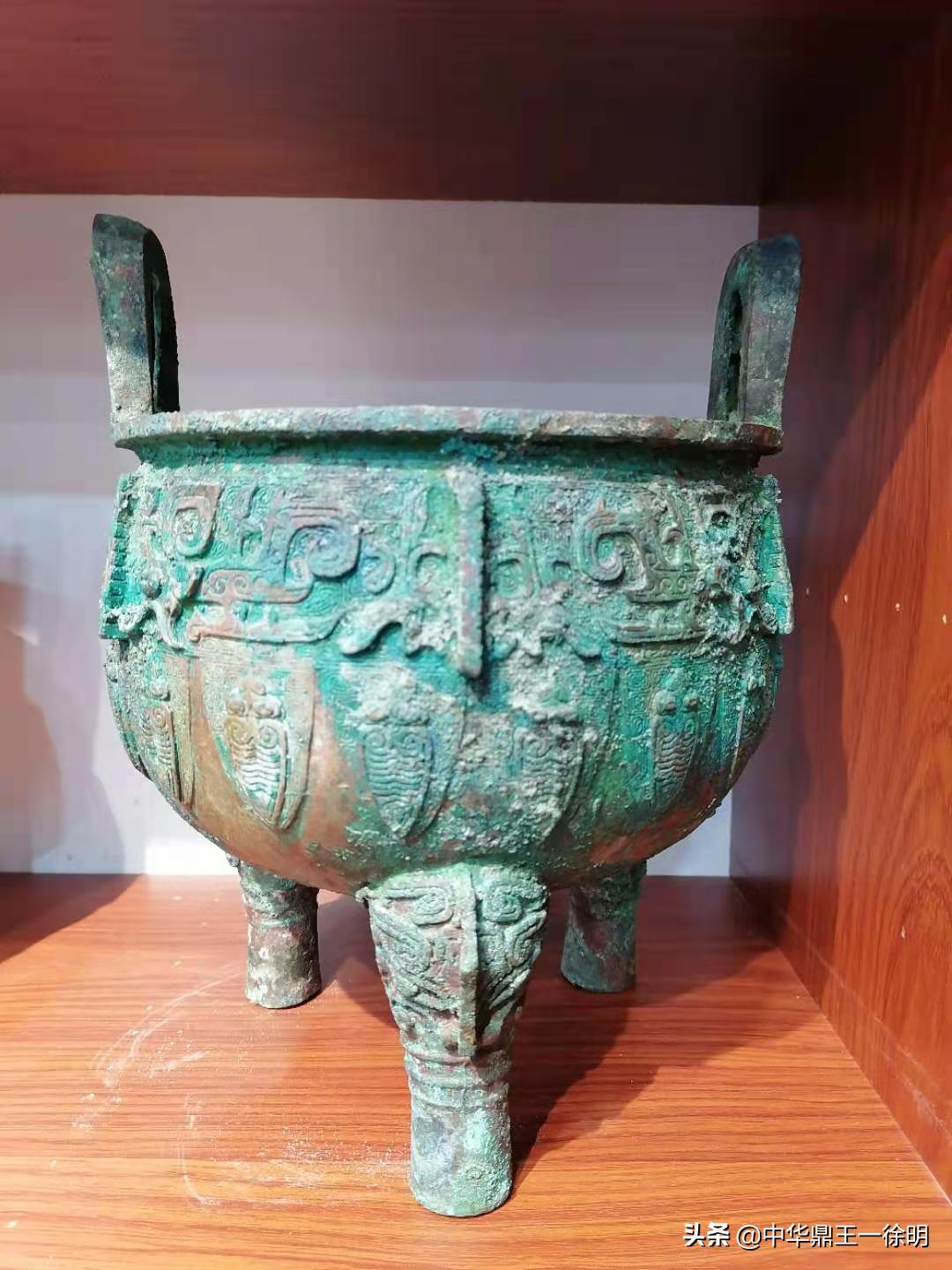 商代凤鸟,商代凤鸟佩风格