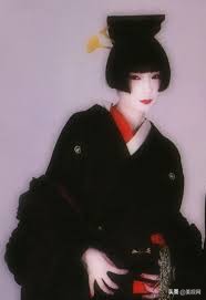 她是西方人公认的东方第一美人,她才是中国第一位顶尖超模