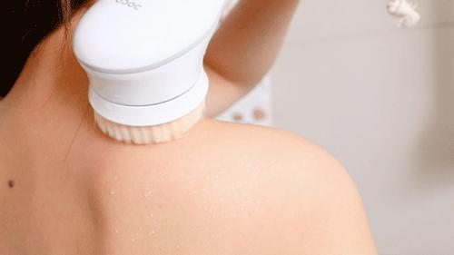 小米生态进军“搓澡业”?电动“小手”自动搓泥,不费力身体变白