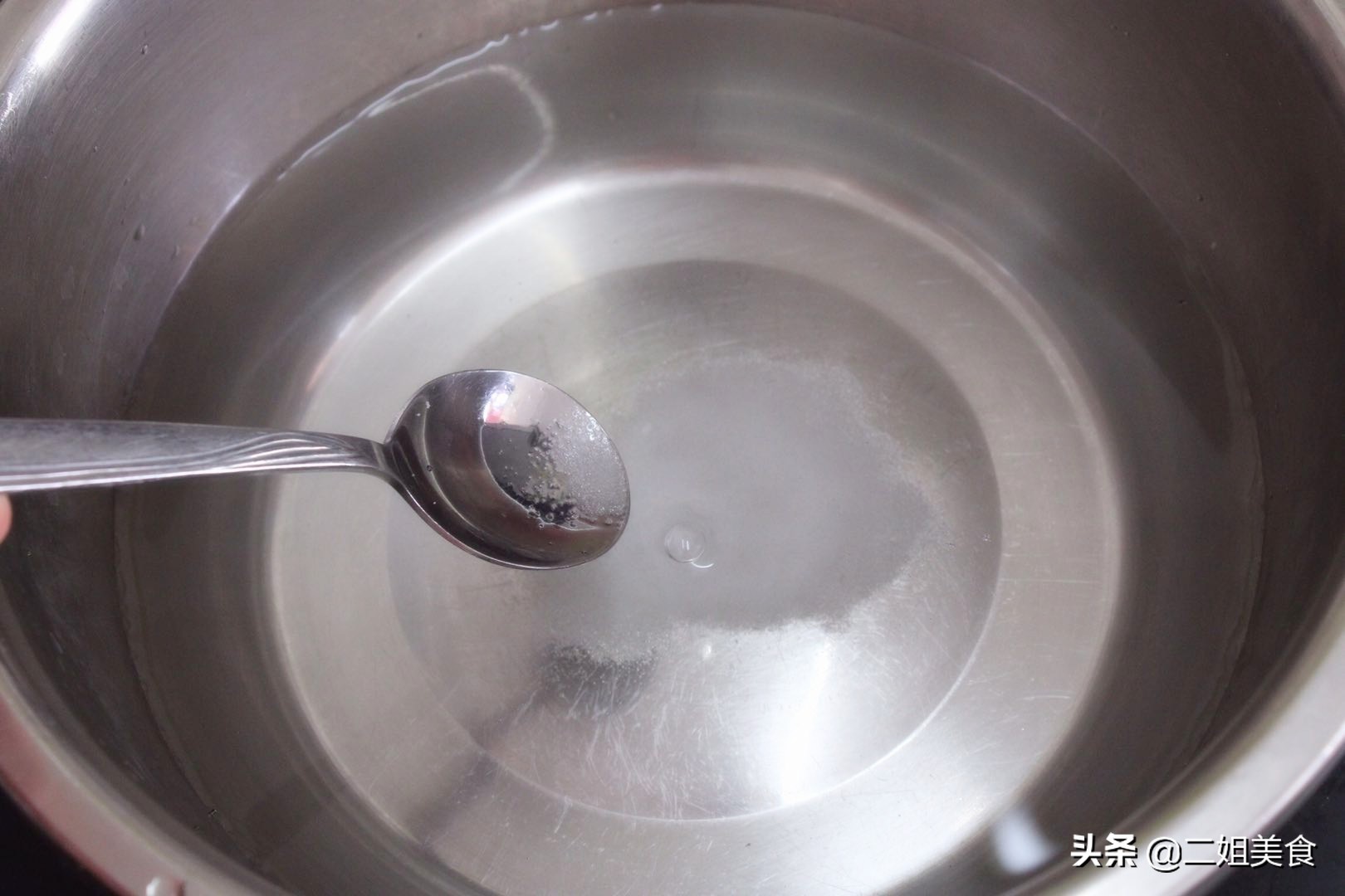 金针菇不放冰箱怎么保存,金针菇怎么放可以长时间保鲜