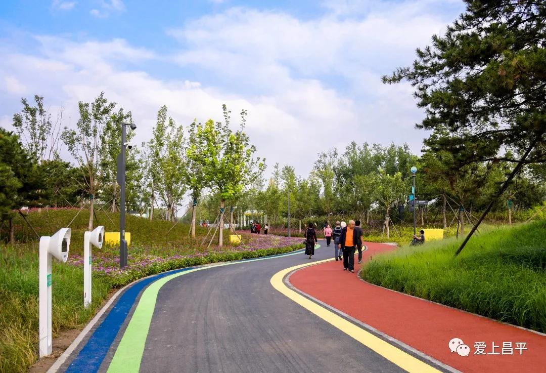 人间最美的旅游地,人间最美四月天去哪里玩