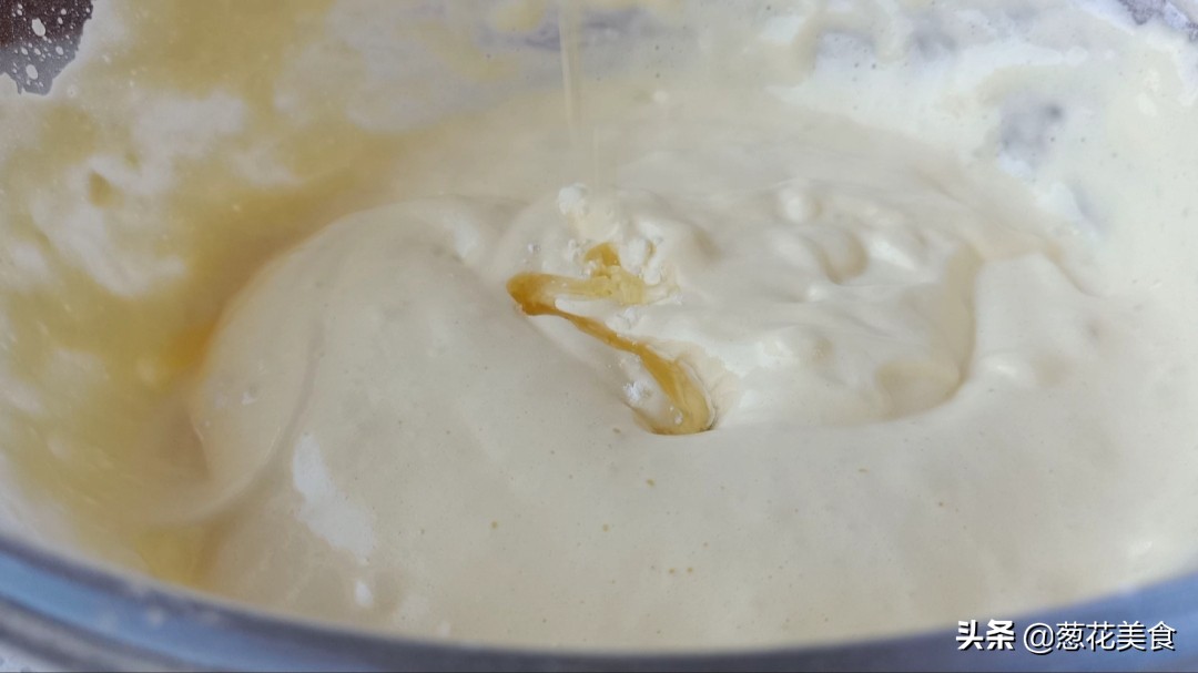 普通面粉做鸡蛋糕的最简单方法,家庭版自制鸡蛋糕简单无面粉