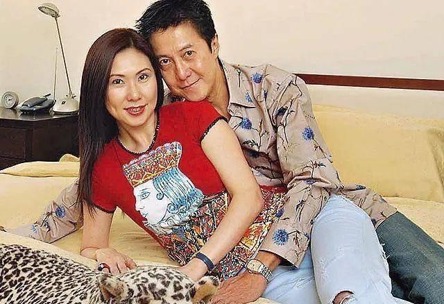 帮出轨丈夫收拾完烂摊子,又给虐猫惹众怒的女儿打掩护,太惨了吧