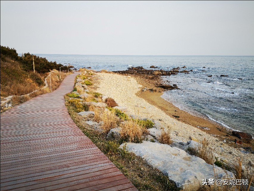 五一青岛小众海滩,青岛必去的有礁石海滩