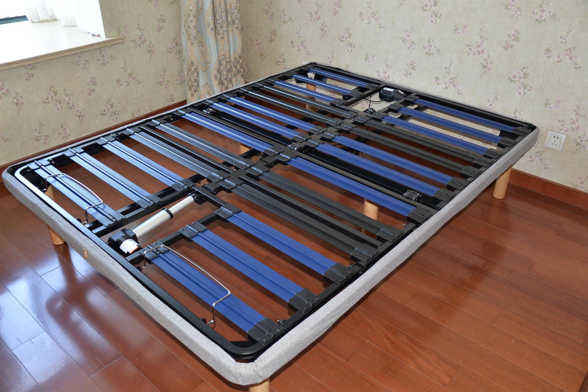 解锁萌娃新姿势,8h电动智能床评测