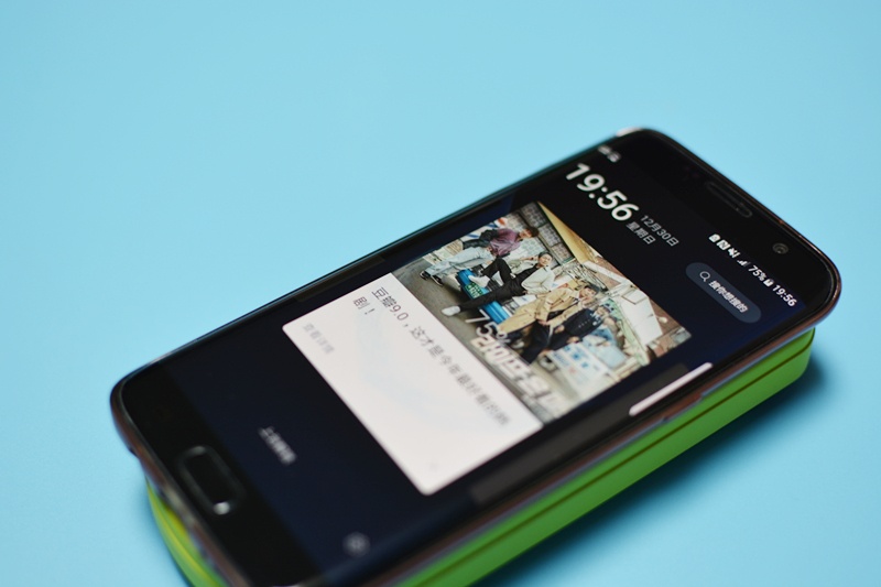 边玩游戏边充电的充电宝,边玩游戏边充电好的充电器