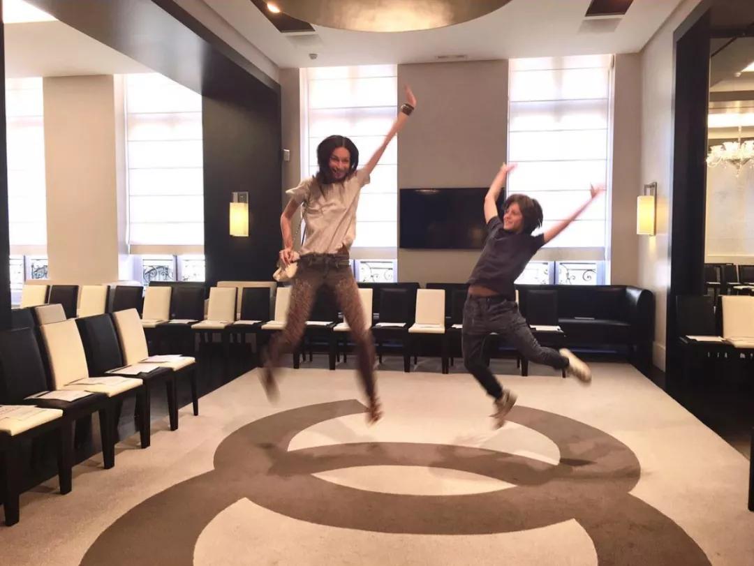 香奈儿模特上班,香奈儿模特工作日常