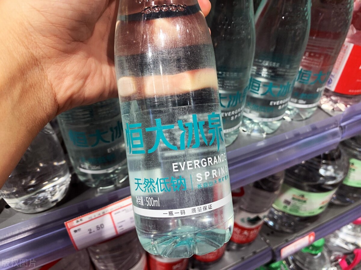 狂砸60亿广告还是少人买，亏损40亿后18亿贱卖，如今3折甩卖维生