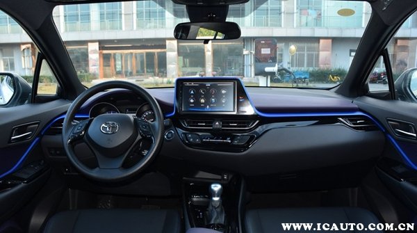 丰田chr和chr双擎哪个值得买,丰田chr和丰田chrev有什么区别