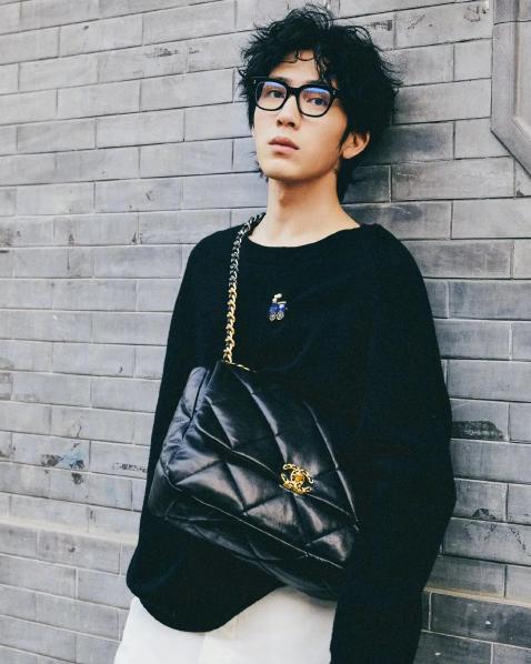 香奈儿cf包包值得购买吗,香奈儿cf羊皮还是荔枝皮保值