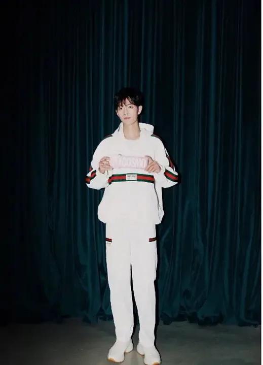 最大胆又最正经,肖战和Gucci