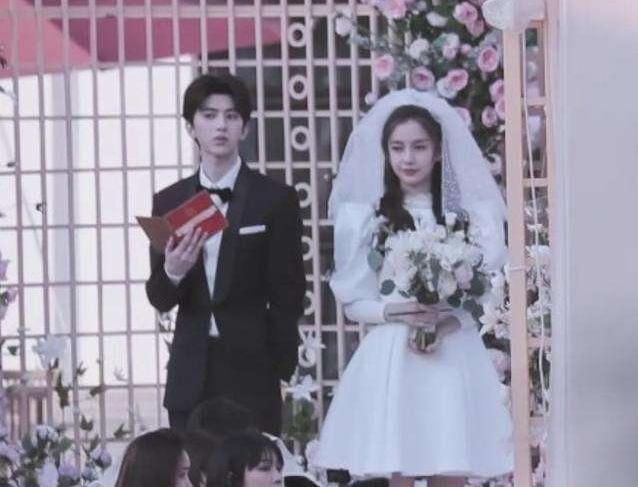 杨颖蔡徐坤cp高甜奔跑吧第十季,奔跑吧第4季蔡徐坤和杨颖cp