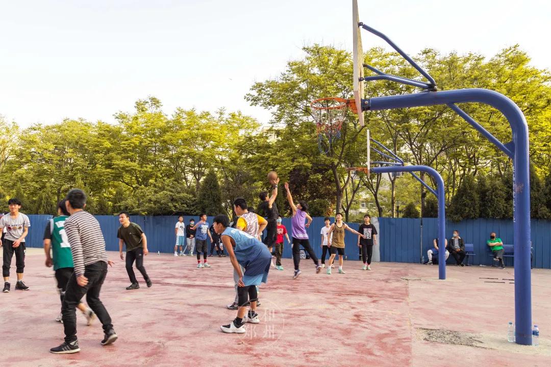 重回郑州五中，那些陪伴我整个学生时代的店还在