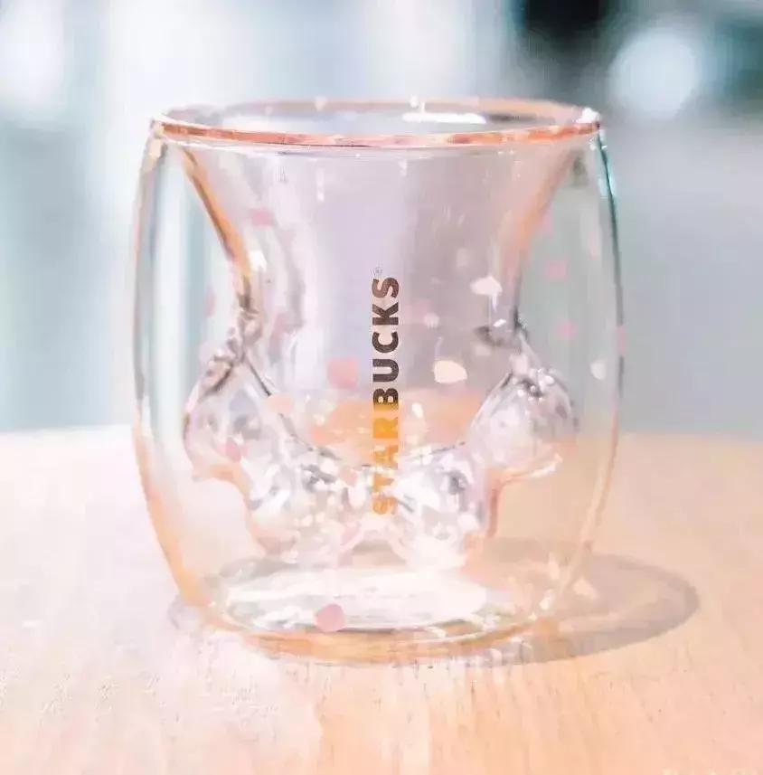 星巴克猫爪杯背后的故事,星巴克猫爪杯朋友圈照片