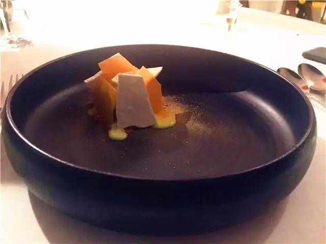 米其林餐厅三星美食试吃,米其林三星餐厅3000块能吃多少