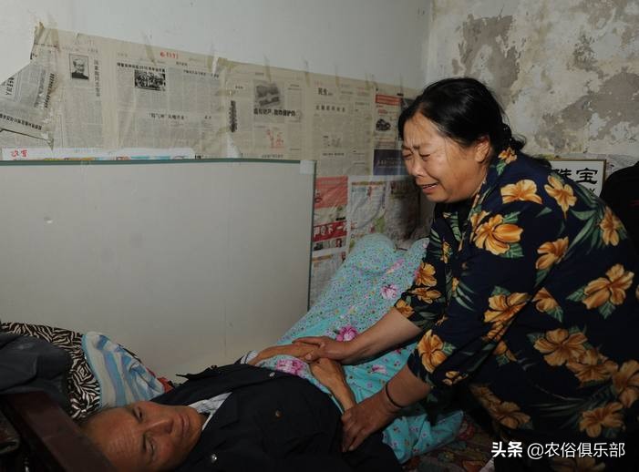 中国农村老人去世后的风俗,关于农村老人去世的风俗