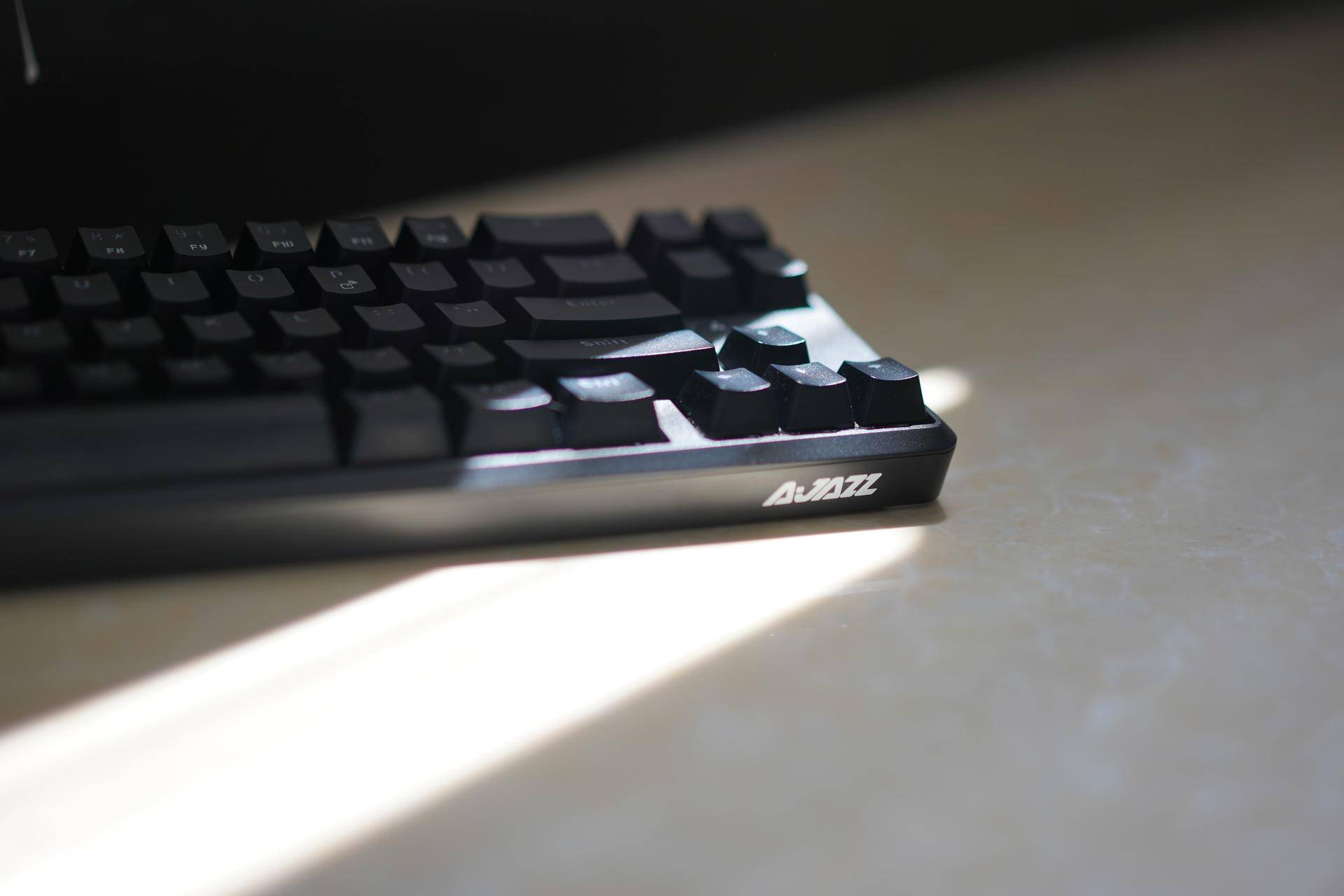 黑爵k680t镖人主题键盘,黑爵k620t键盘蓝色