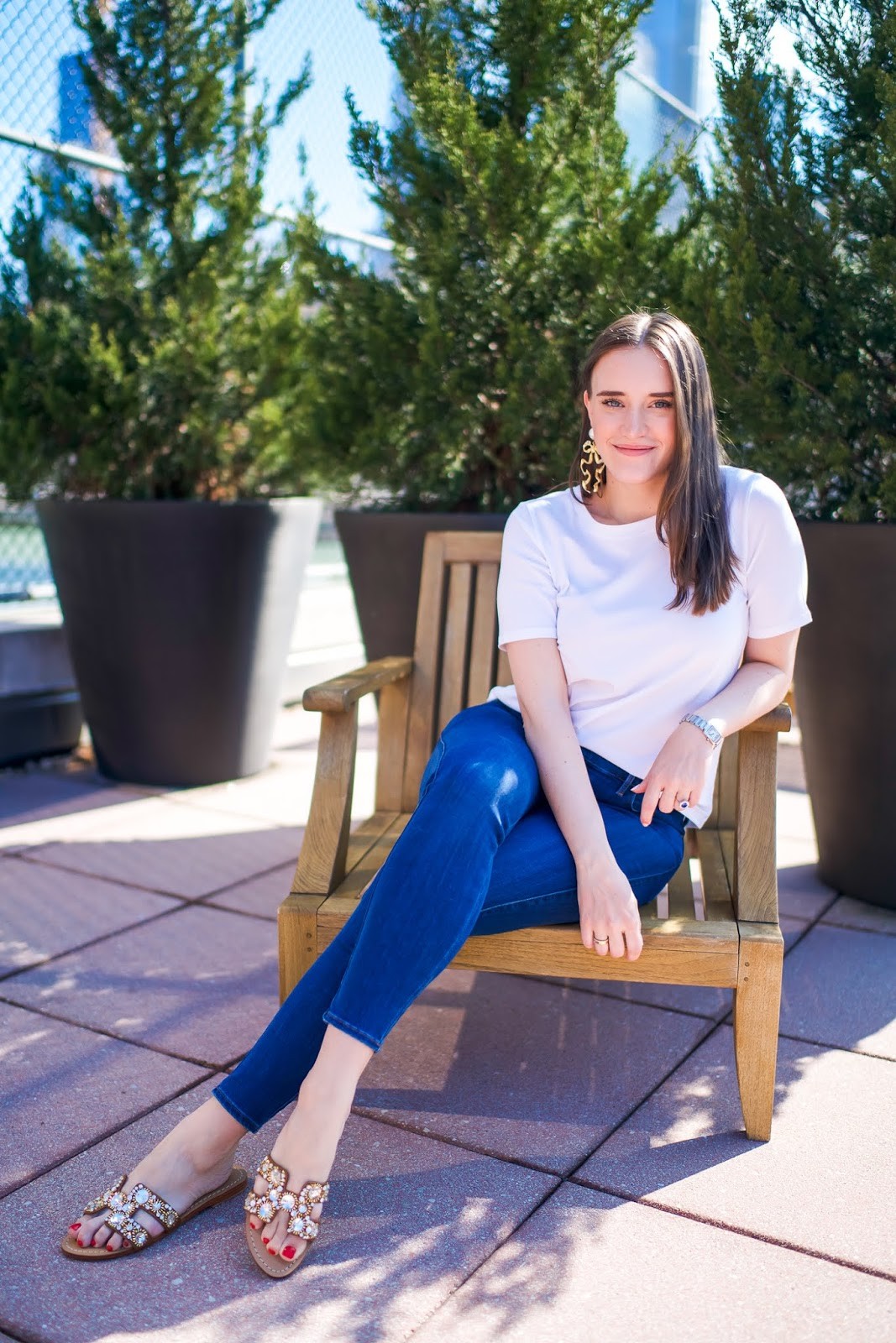 今年最火的4款凉鞋清爽又时髦,今年最流行的凉鞋爆款