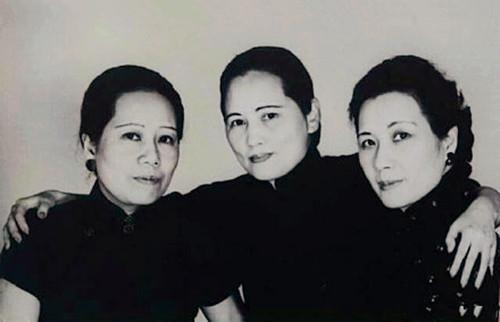 宋氏三姐妹生活要简单头脑要复杂,宋氏三姐妹年轻时的生活