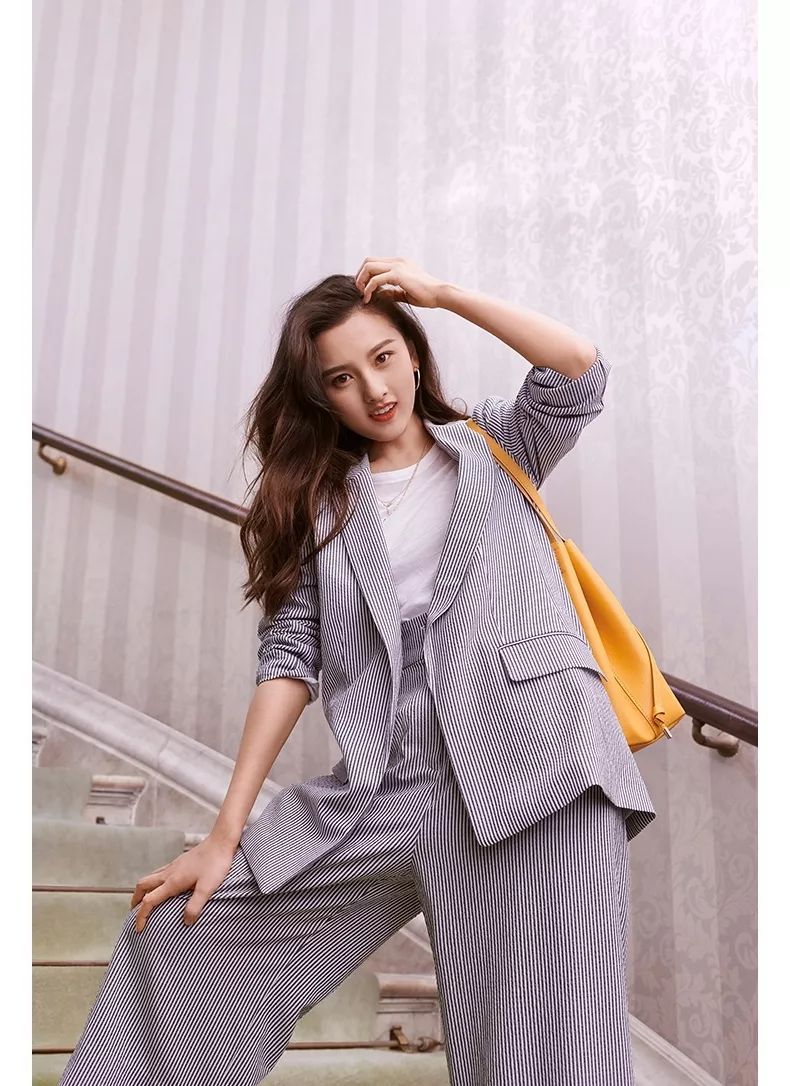 宋祖儿同款运动服,宋祖儿同款卫衣