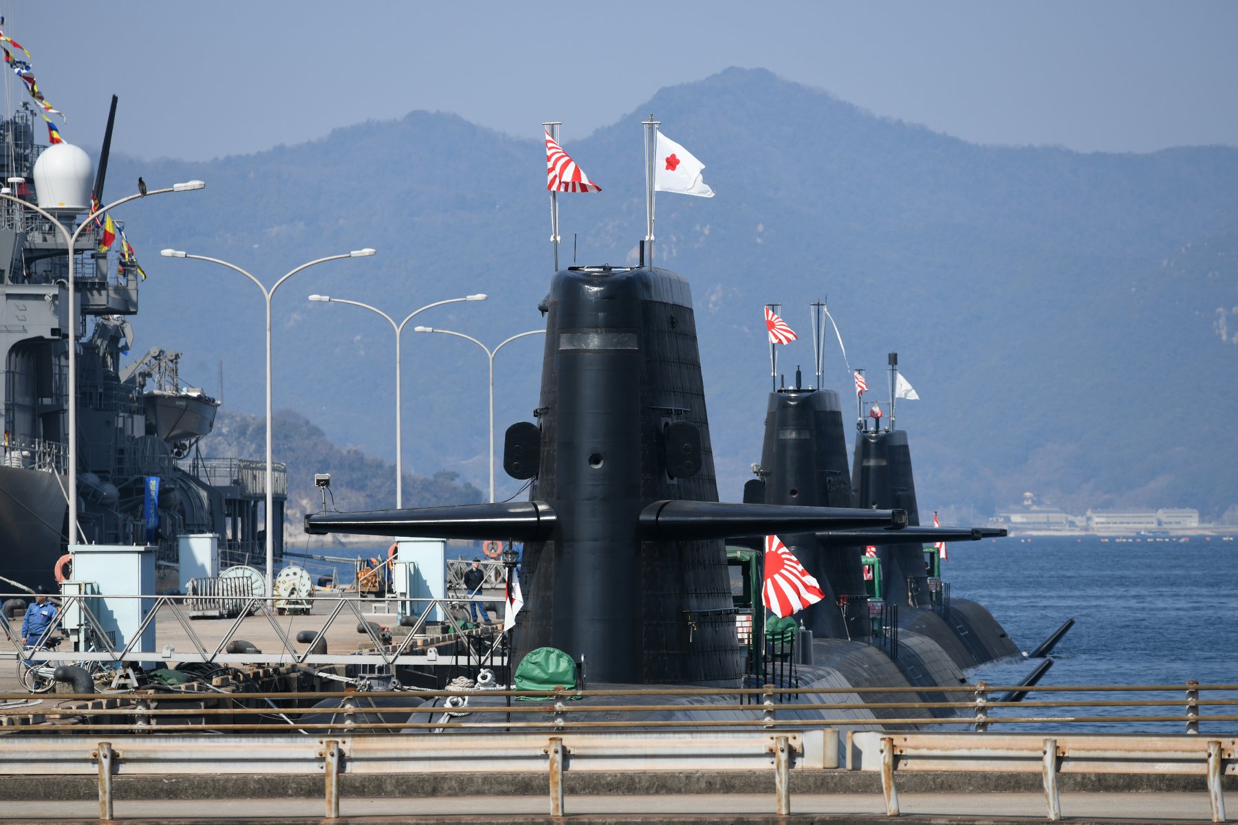 挑衅美军侦察机连续两天抵近侦察,美军在亚太地区挑衅施压