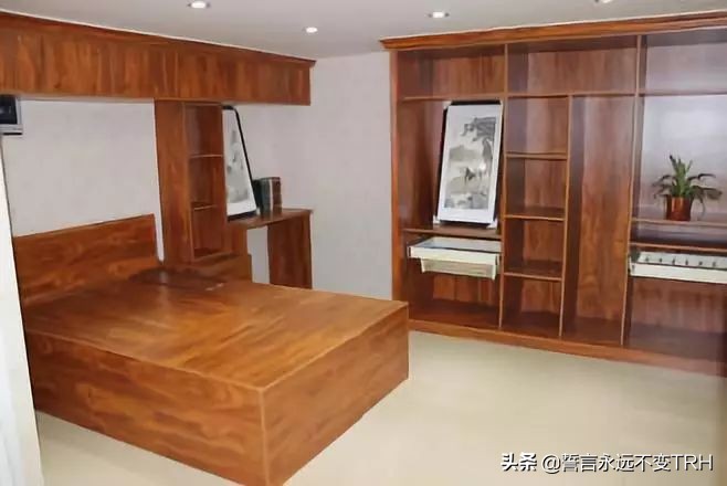 板材类建筑装饰材料,装饰面板一般是什么材料