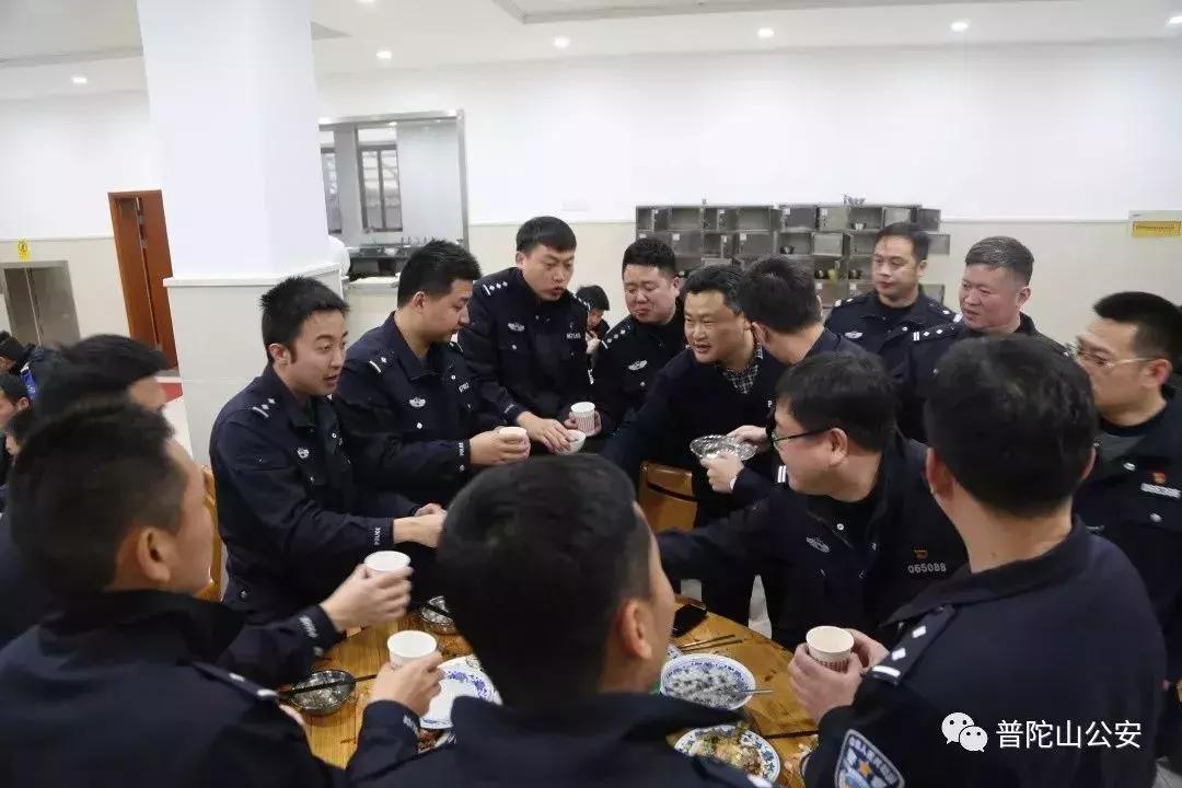 春节进出游客突破90万，普陀山旅游警察完成“平安大考”