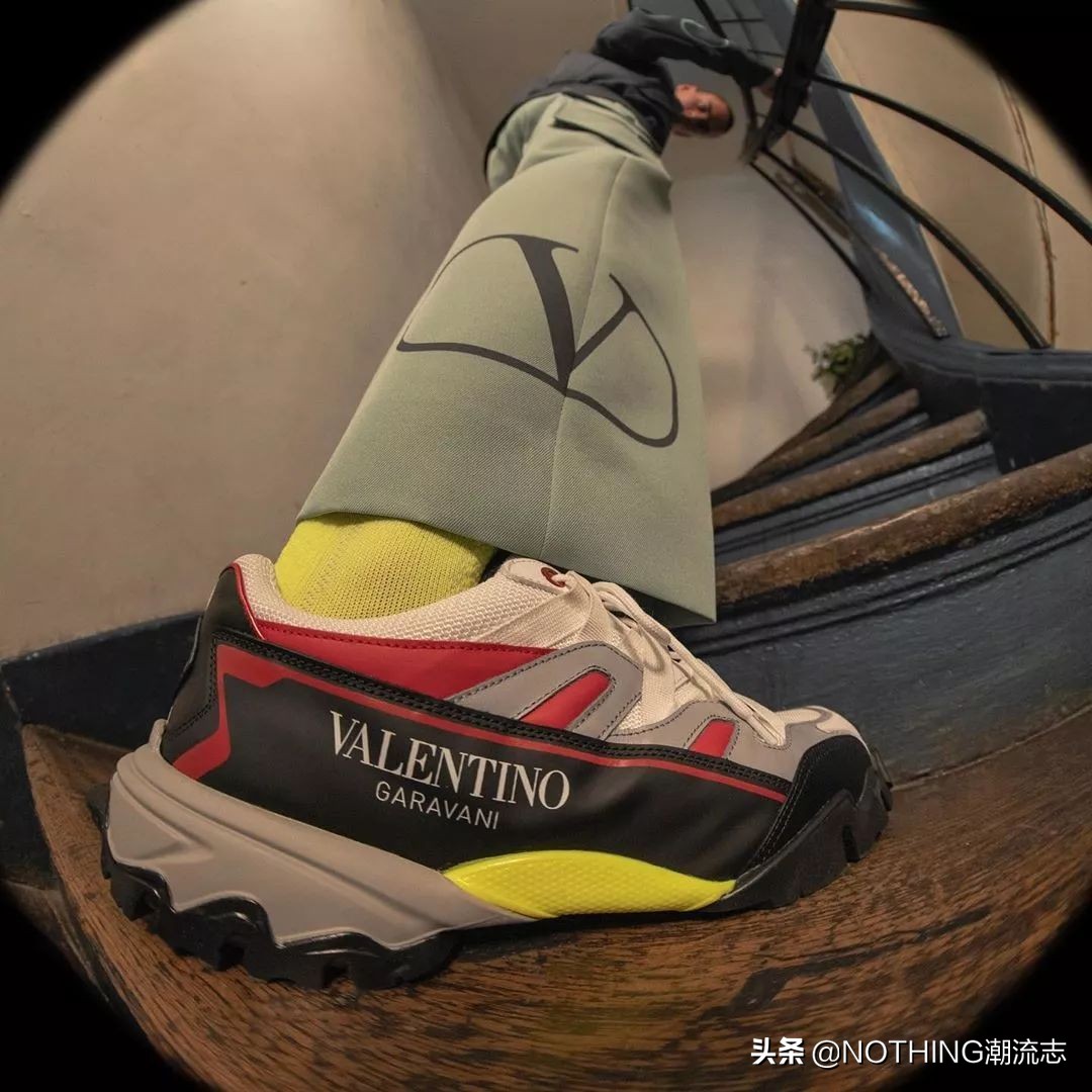 近期比较火的时尚品牌,十大潮流时尚品牌