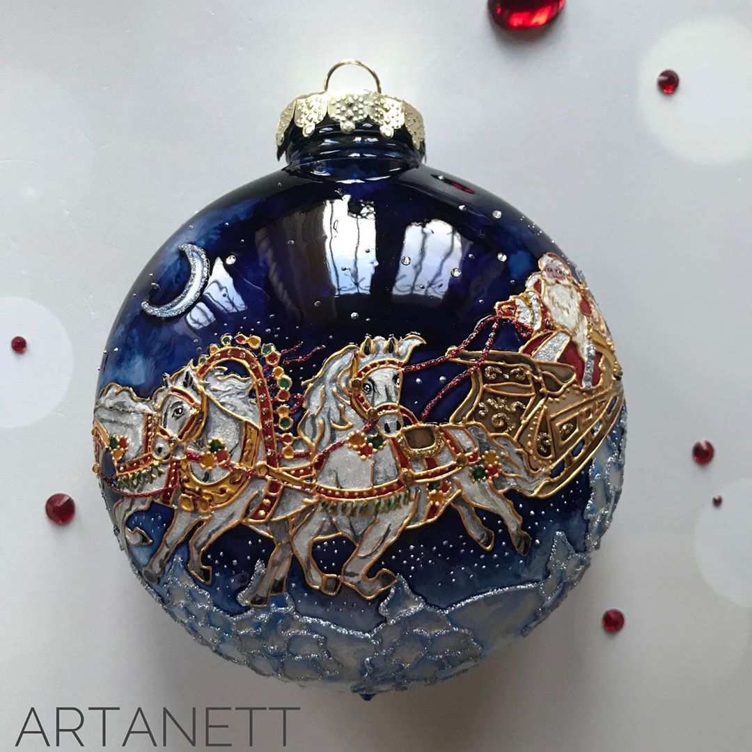 玻璃艺术家代表作品及作品风格,艺术家玻璃艺术品制作