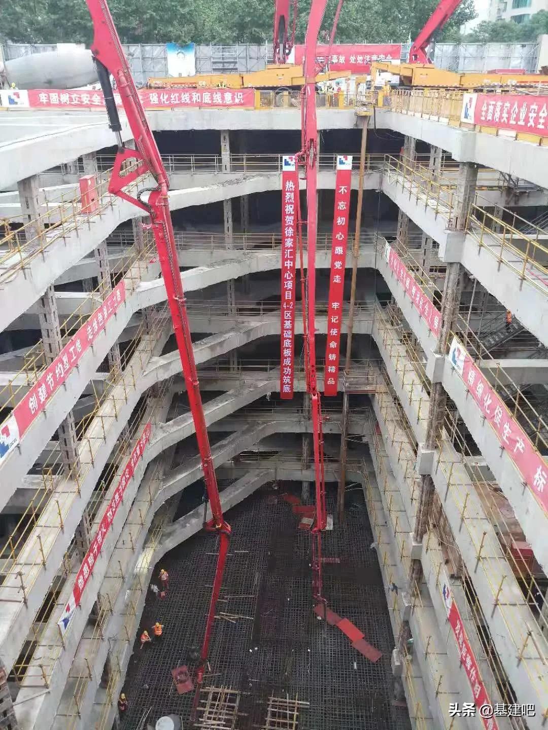 65米混凝土天泵实际工作距离,天泵泵送混凝土坍落度一般多少